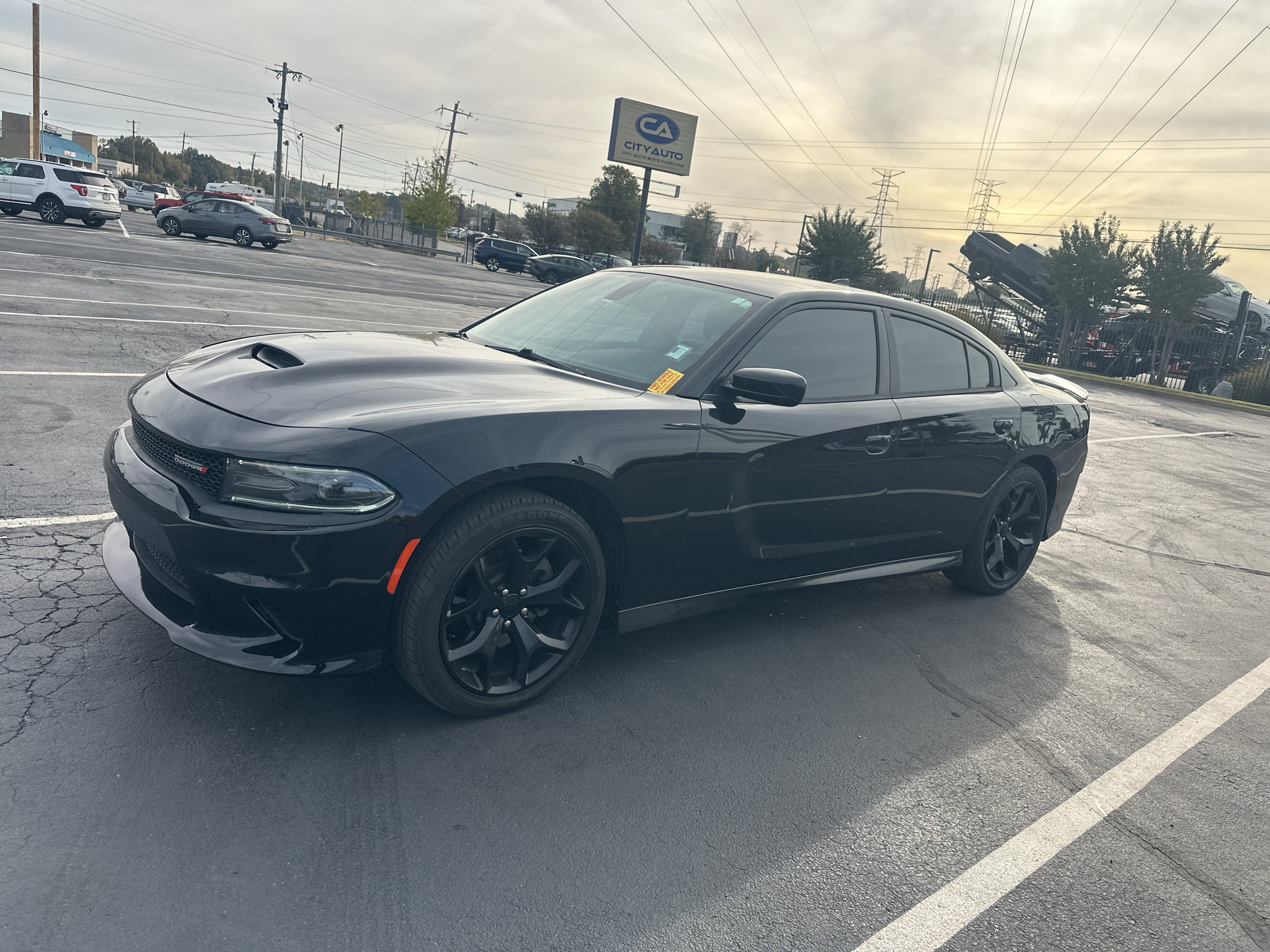 Used 2019 Dodge Charger GT RWD image 3