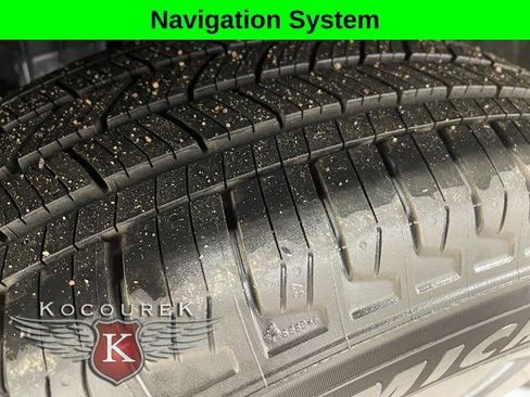 New 2026 Ford Explorer Active w/ Active Comfort Package AWD/4WD image 8