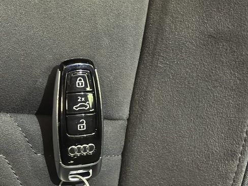 Used 2024 Audi e-tron GT Prestige w/ Prestige Package AWD/4WD image 40