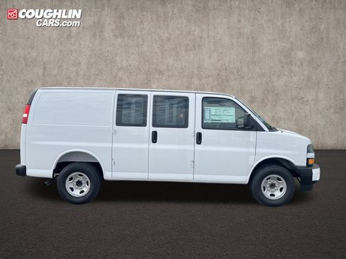 New 2026 Chevrolet Express 3500 w/ Driver Convenience Package RWD image 1