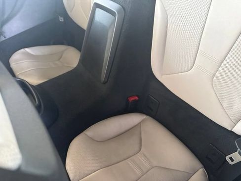 Used 2019 BMW i8 Coupe AWD/4WD image 3