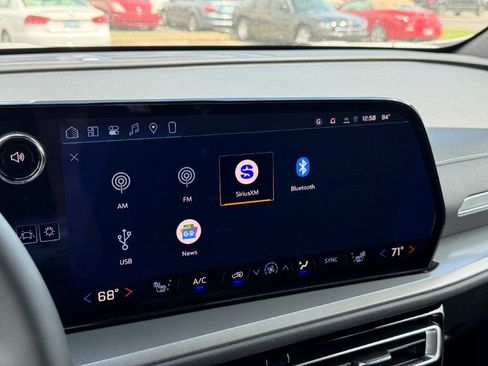 New 2026 Chevrolet Traverse LT w/ Sun and Wheel Package image 21