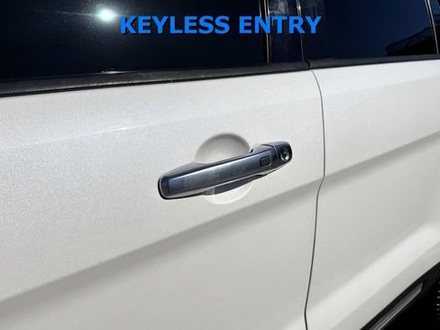 Used 2016 Ford Explorer Platinum AWD/4WD image 11
