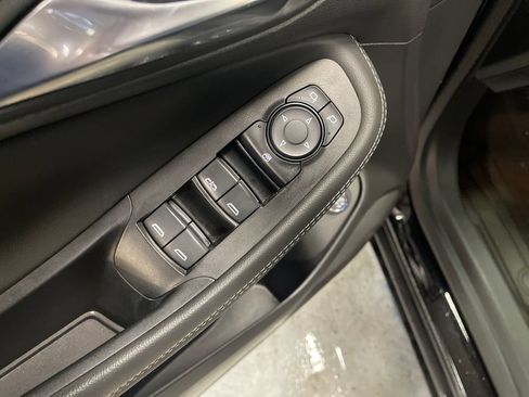 Used 2024 Buick Encore GX Preferred w/ Comfort Package AWD/4WD image 16
