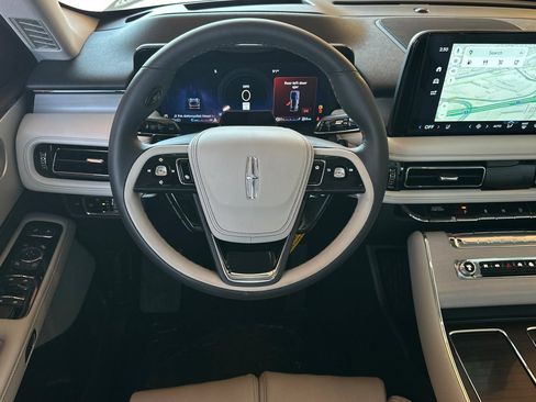 New 2026 Lincoln Aviator Reserve w/ Luxury Package RWD image 13