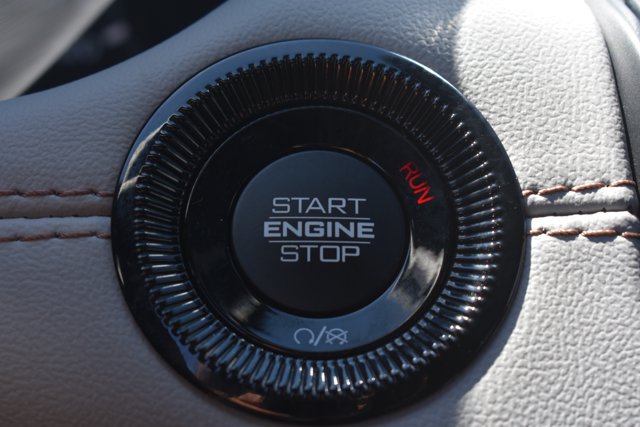 Used 2024 Jeep Compass Limited AWD/4WD image 30
