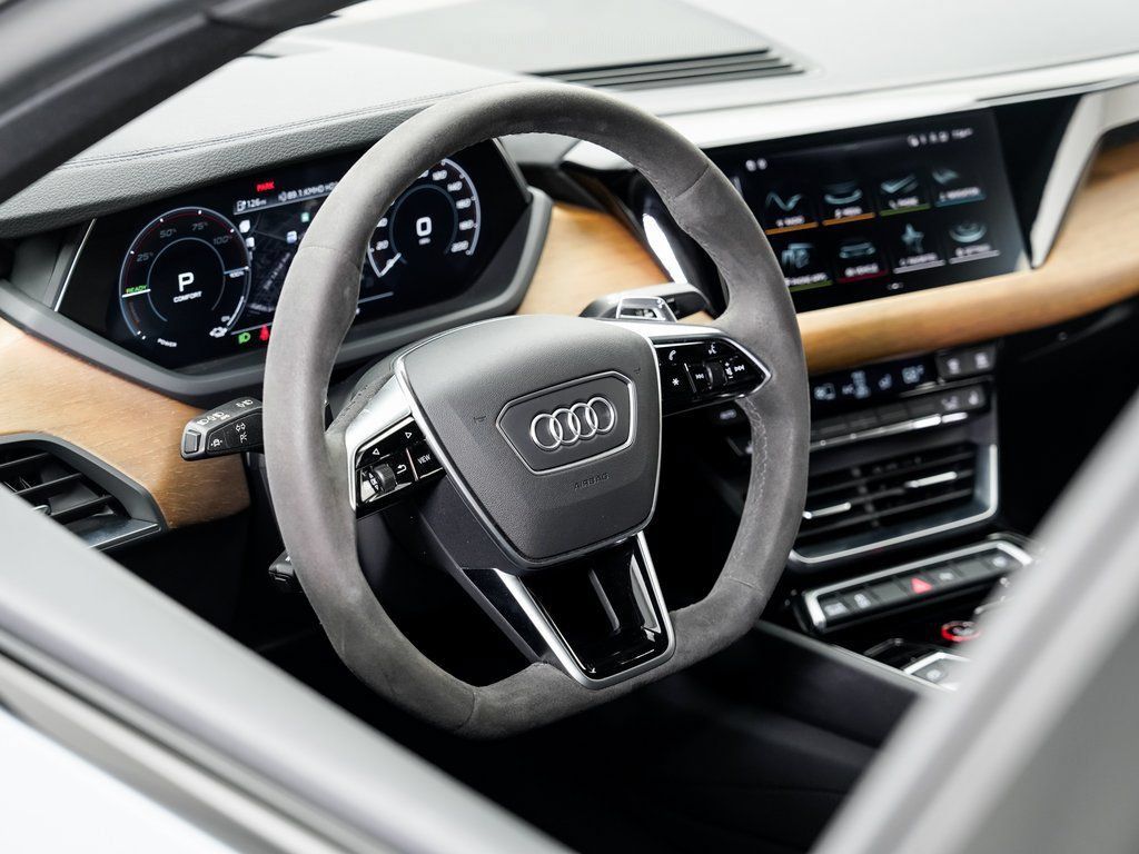 Used 2022 Audi e-tron GT Premium Plus AWD/4WD image 9