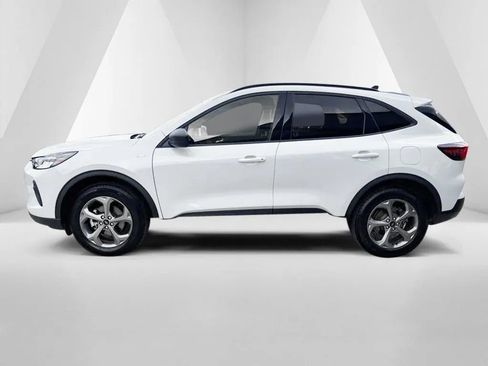 Used 2026 Ford Escape ST-Line w/ Tech Pack #1 AWD/4WD image 4