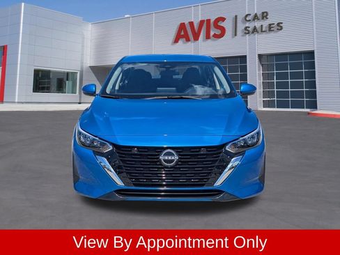 Used 2025 Nissan Sentra SV FWD image 2