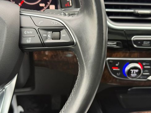 Used 2018 Audi Q7 3.0T Prestige w/ Prestige Package image 31