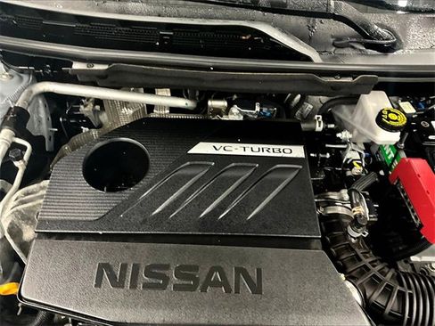 Used 2023 Nissan Rogue SV image 34