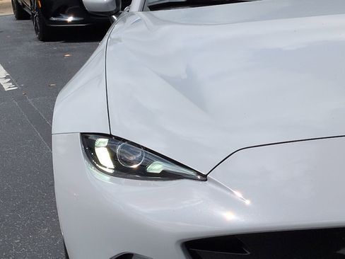 New 2026 MAZDA MX-5 Miata RF Grand Touring RWD image 10