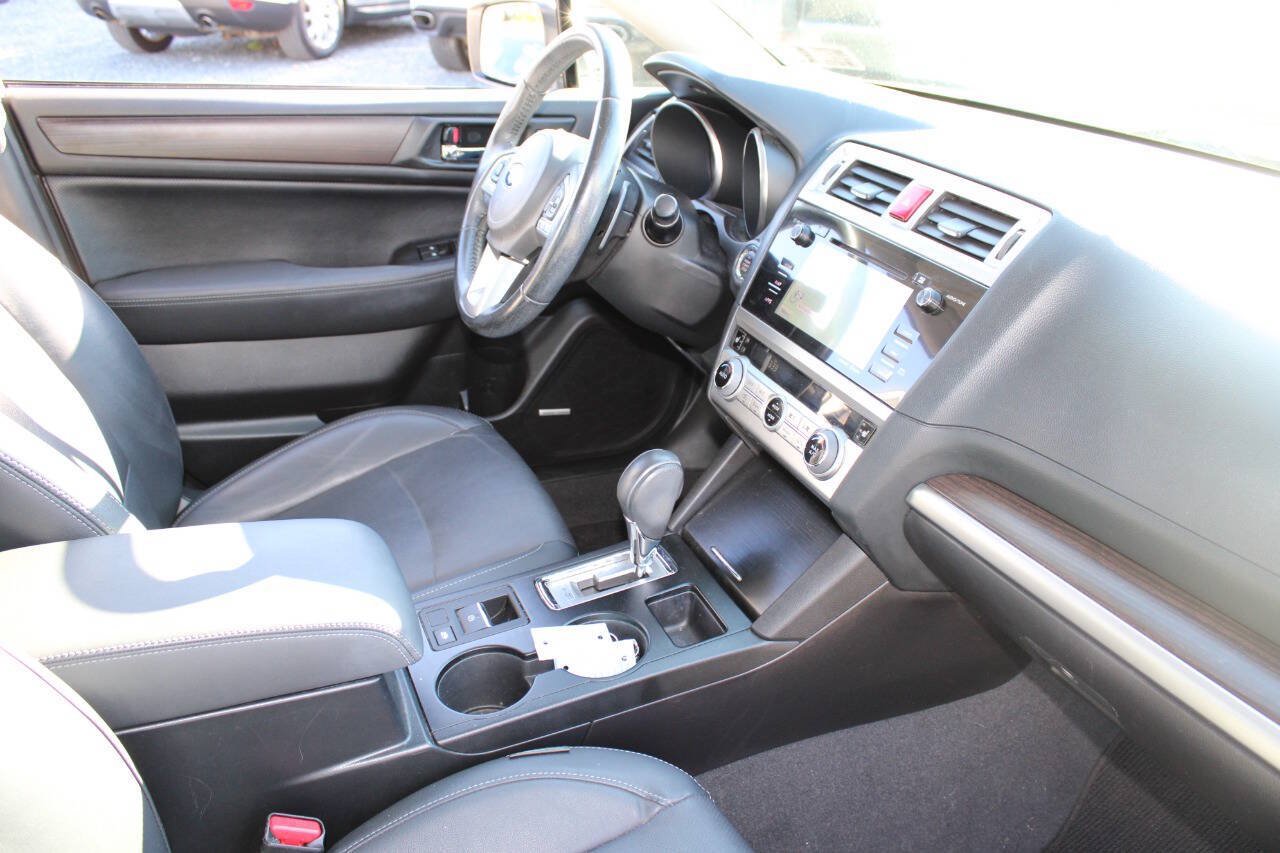 Used 2016 Subaru Legacy 2.5i Limited AWD/4WD image 12