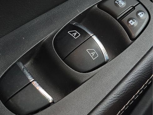 Used 2016 Nissan Maxima 3.5 SV FWD image 17