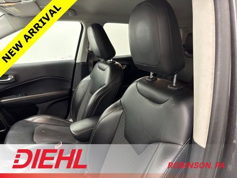 Used 2019 Jeep Compass Latitude image 17