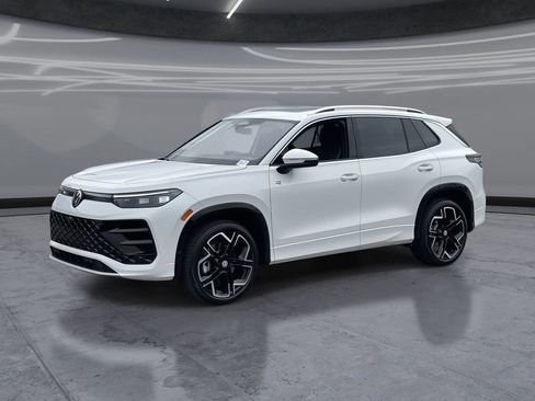 New 2026 Volkswagen Tiguan SEL R-Line AWD/4WD image 1