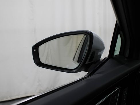 Used 2024 Audi Q4 e-tron Premium Plus image 12