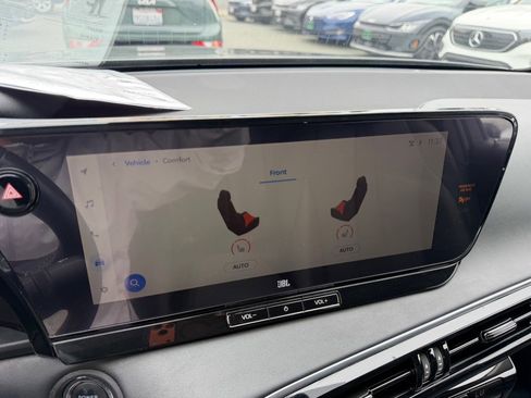 Used 2023 Toyota Mirai w/ Advanced Technology Package RWD image 27