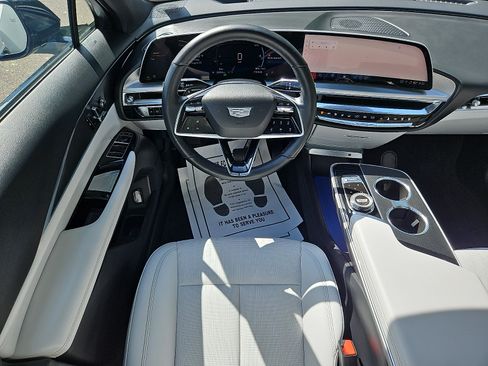 Certified 2024 Cadillac Lyriq Sport AWD/4WD image 10