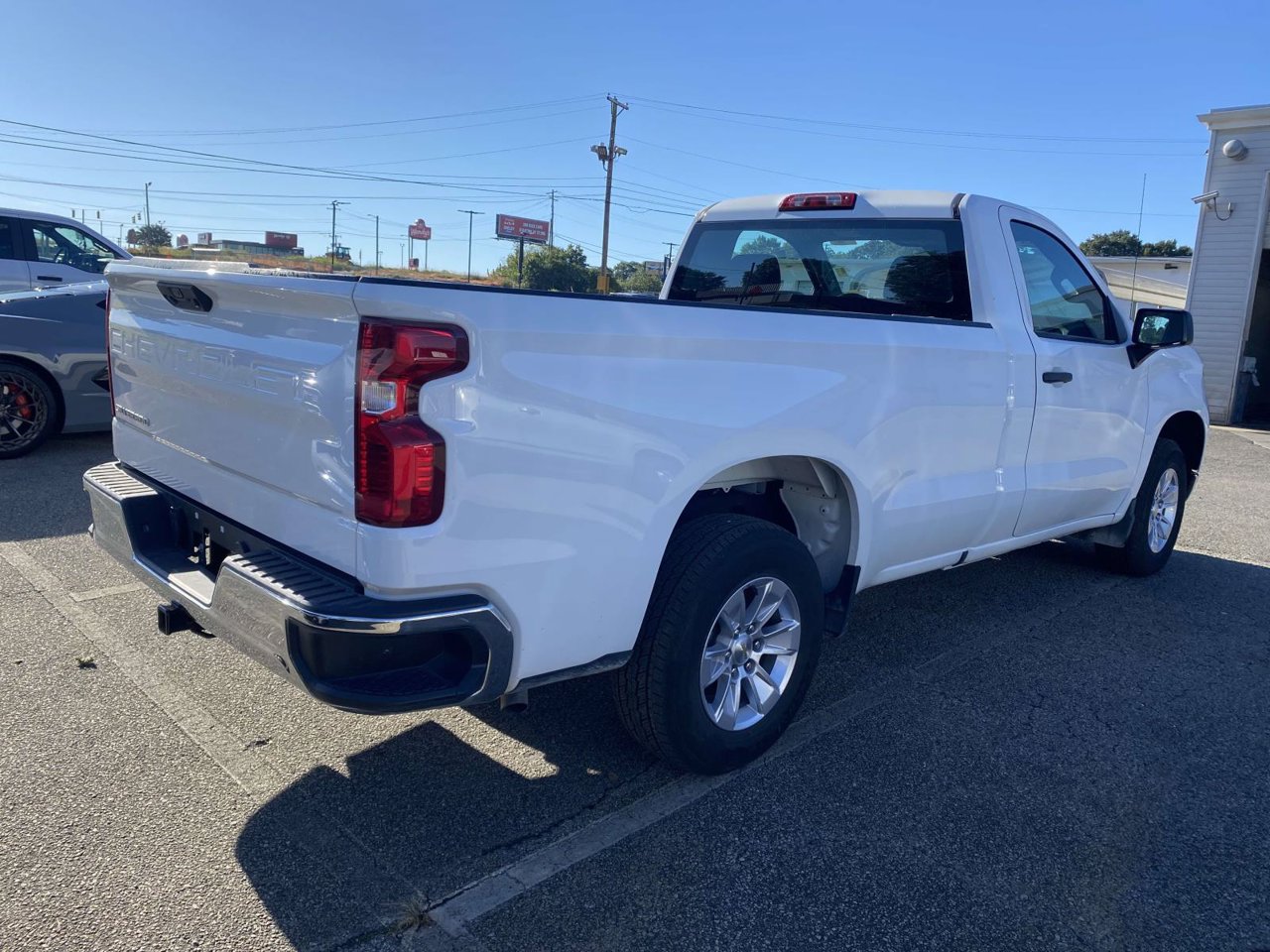 Used 2025 Chevrolet Silverado 1500 W/T RWD image 6