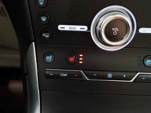 Used 2020 Ford Edge Titanium w/ Equipment Group 301A image 43