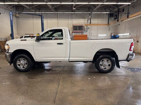 Used 2023 RAM 2500 Tradesman AWD/4WD image 3