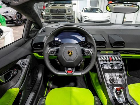 Used 2016 Lamborghini Huracan LP 610-4 AWD/4WD image 47