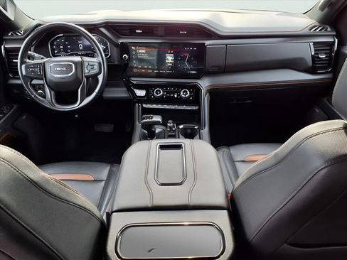 Used 2022 GMC Sierra 1500 AT4 w/ AT4 Preferred Package image 12