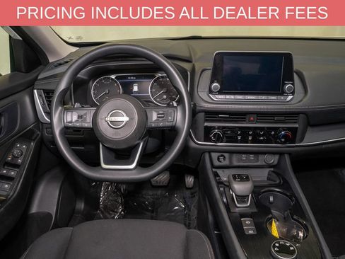 Used 2024 Nissan Rogue S AWD/4WD image 6