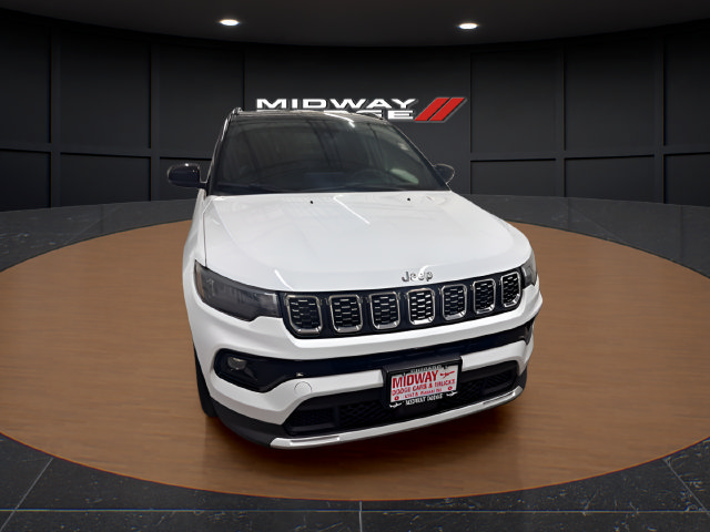 Used 2025 Jeep Compass Limited AWD/4WD image 5