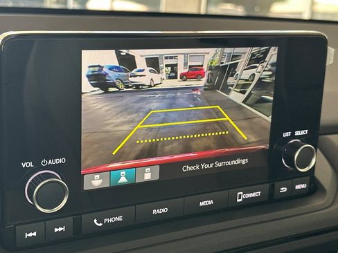 Used 2025 Honda Accord LX image 18