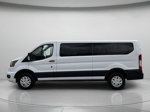 Used 2024 Ford Transit 350 XLT RWD image 5