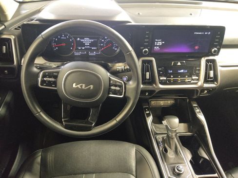 Used 2023 Kia Sorento S w/ Panoramic Sunroof Package FWD image 22