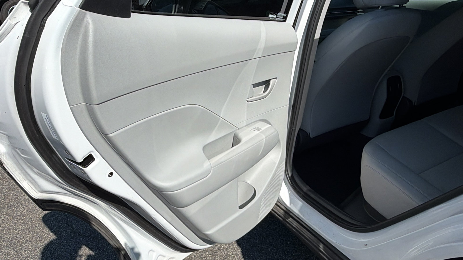 Used 2025 Hyundai Kona SEL AWD/4WD image 22