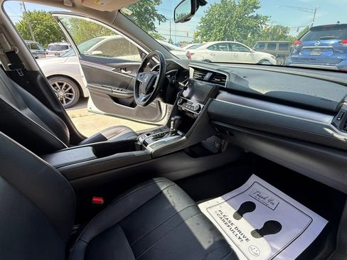 Used 2018 Honda Civic EX-L image 12