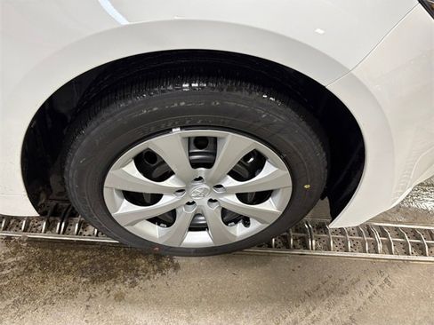 New 2026 Toyota Corolla LE image 18