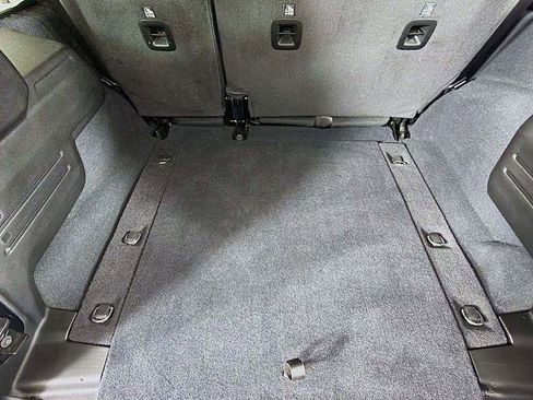 Used 2024 Jeep Wrangler Willys image 12