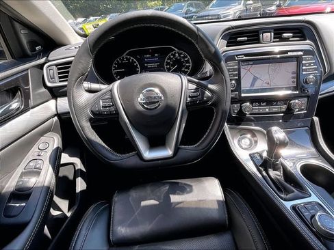 Used 2018 Nissan Maxima 3.5 SL FWD image 11