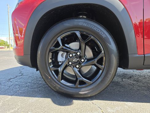 New 2026 Chevrolet Trax LT w/ Midnight Edition image 33