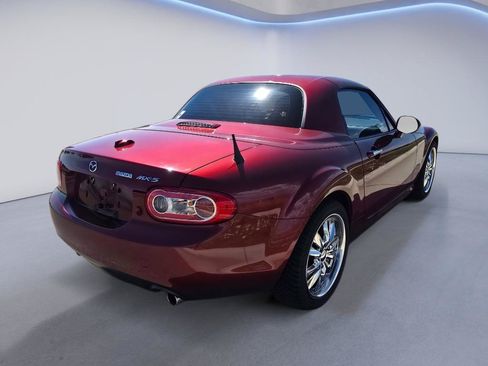 Used 2010 MAZDA MX-5 Miata Grand Touring w/ Premium Pkg RWD image 5