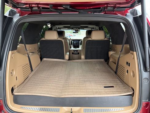 Used 2019 Cadillac Escalade Platinum AWD/4WD image 41