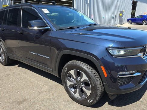 Used 2022 Jeep Grand Cherokee Limited 4xe AWD/4WD image 2