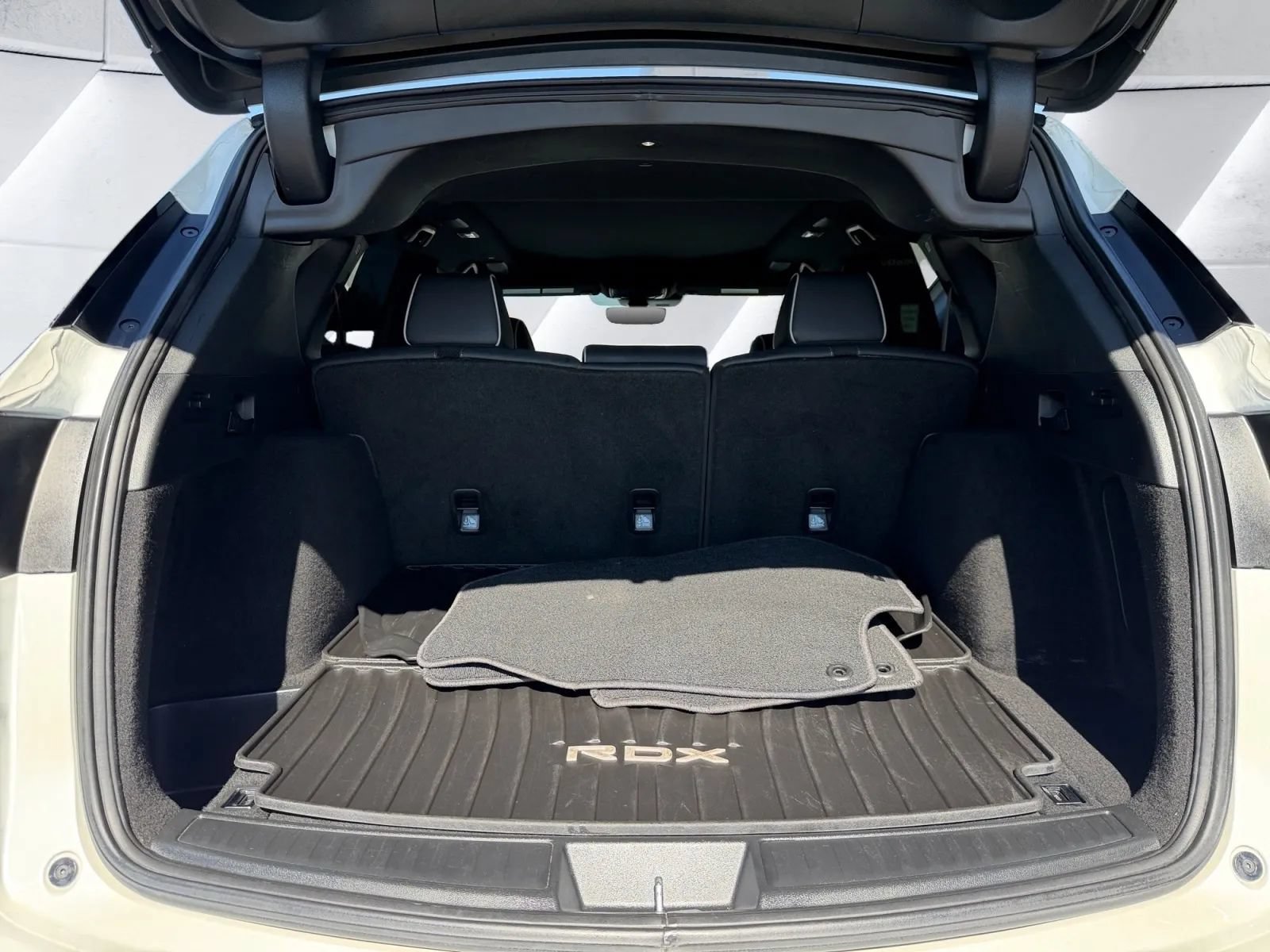 Used 2019 Acura RDX w/ Advance Package FWD image 23