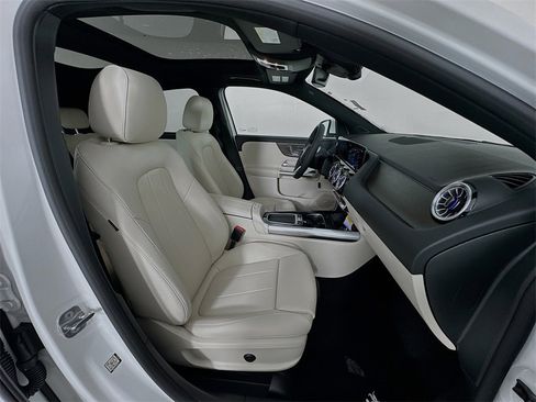 New 2026 Mercedes-Benz GLA 250 GLA 250 image 28