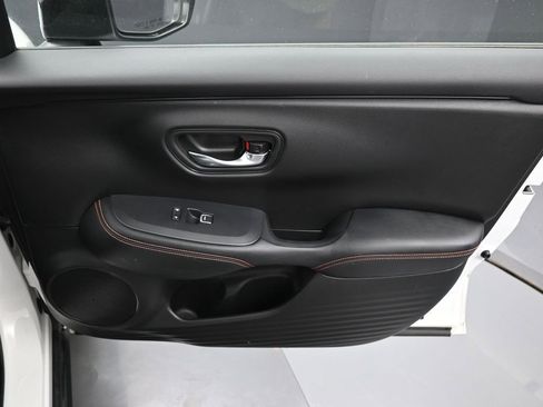 Used 2024 Honda HR-V Sport image 33