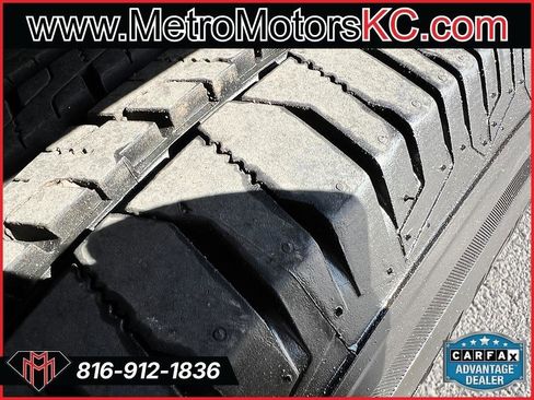 Used 2009 Hyundai Santa Fe GLS image 16