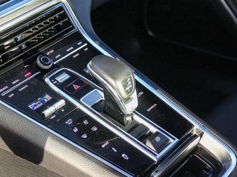 Used 2023 Porsche Panamera Platinum Edition image 18