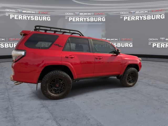 Used 2022 Toyota 4Runner TRD Off-Road Premium AWD/4WD image 8