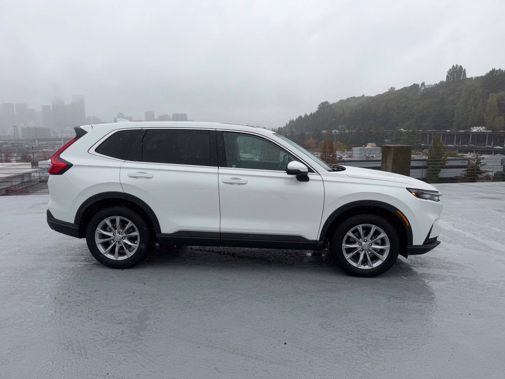 Used 2024 Honda CR-V EX image 2