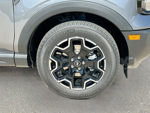 New 2026 Ford Bronco Sport Outer Banks AWD/4WD image 19